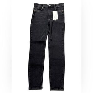 NWT - Zara High-Rise Stretch Jeans in Black Size 6